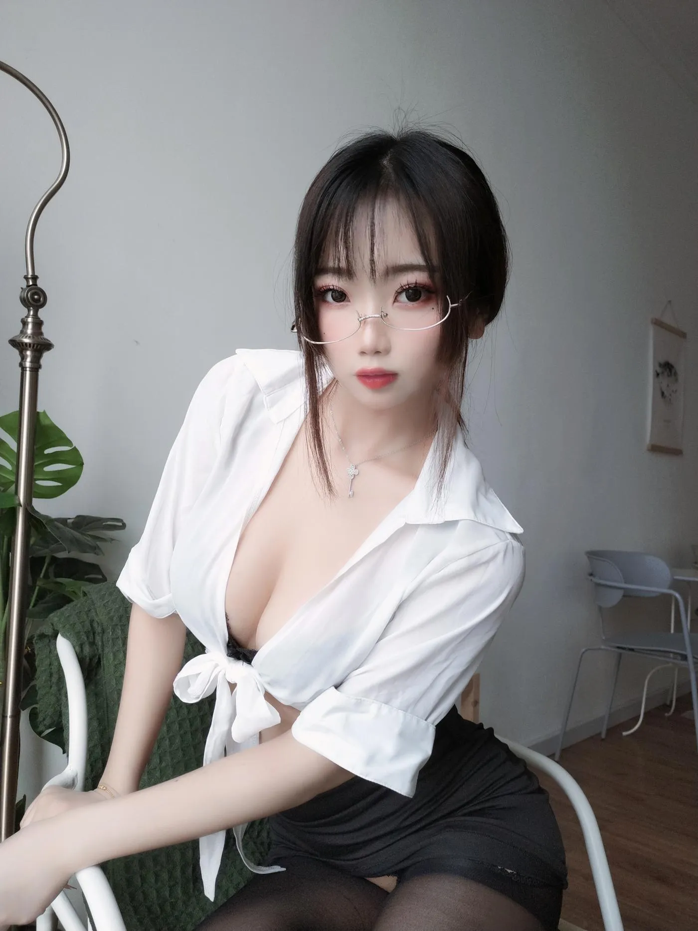 鬼畜瑶在不在w – NO.42 女教师 [35P]插图6